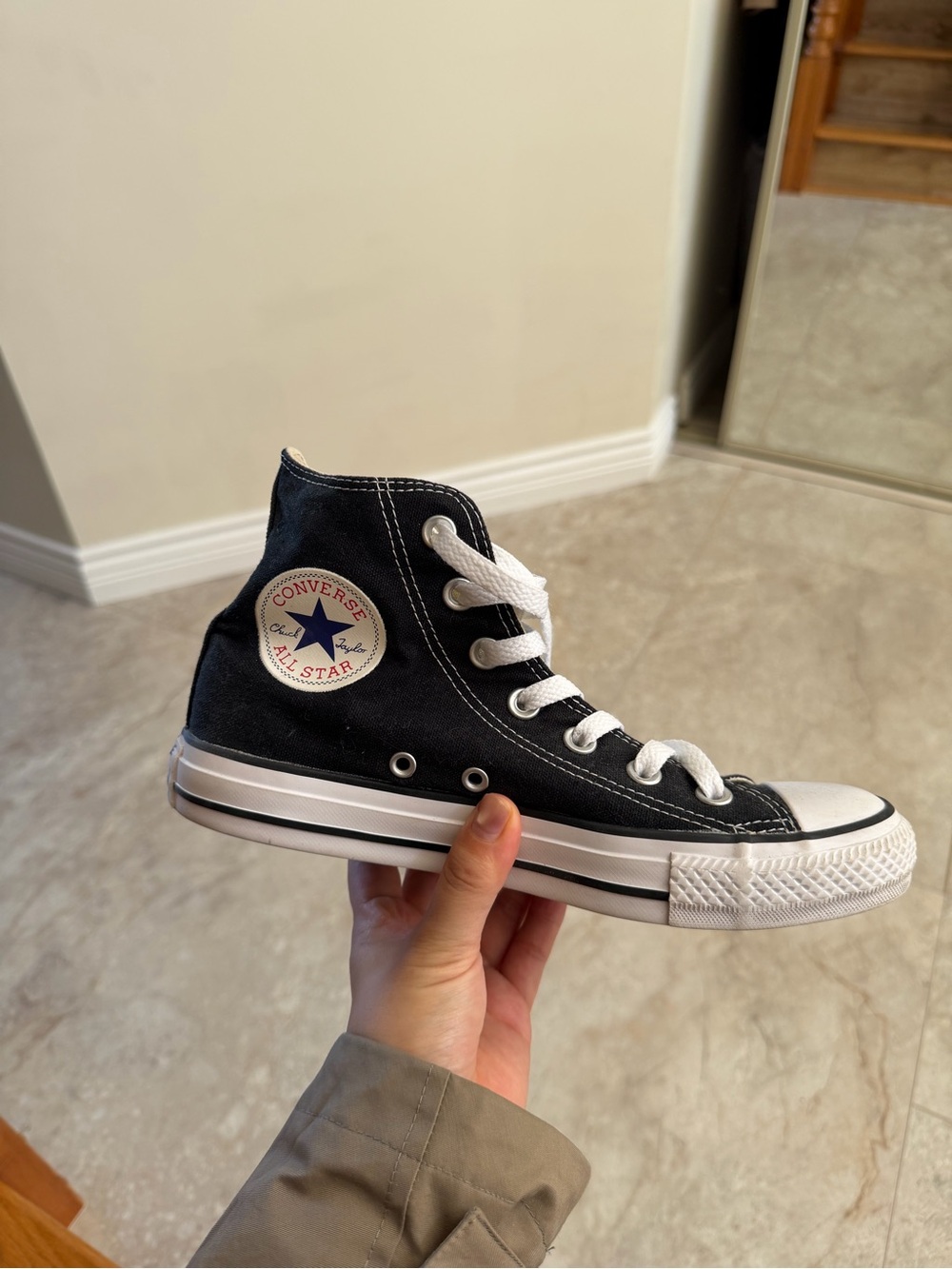 BRAND NEW Converse Chuck Taylor All Star High Top Sneakers - Black